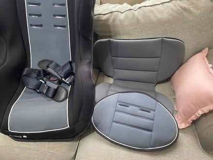 Photo of free Cuggl Baby/toddler car seat (GL510QP) #2