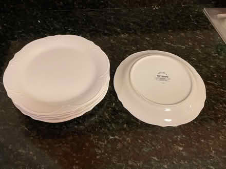 Photo of free 5 pier 1 Imports plates (Battery park city) #2