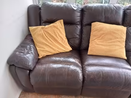 Photo of free 3 seater brown leather recliner (Lower Broadheath WR2) #1