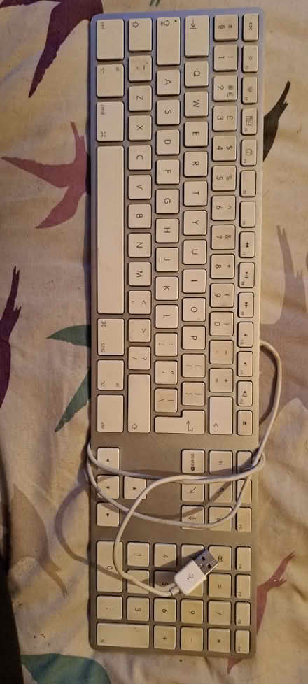Photo of free Apple keyboard spares (CR0) #1