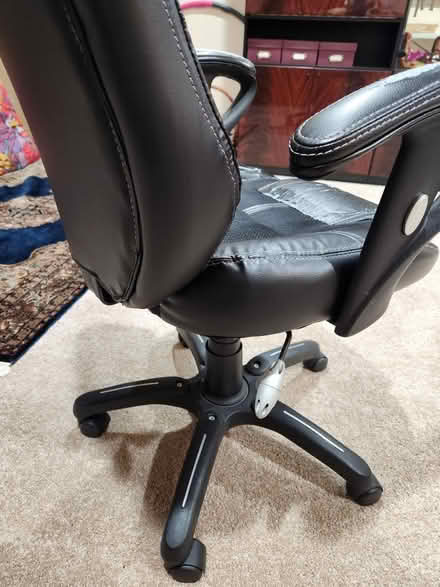 Photo of free Black Office Chair (Jessup, Maryland) #3