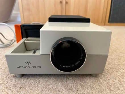 Photo of free Vintage Slide Projector & slides (Belmont SM2) #1