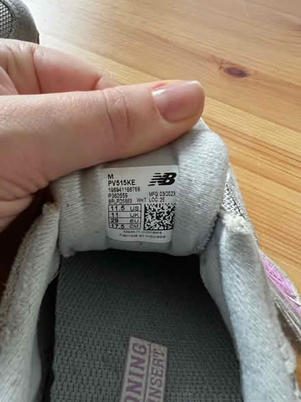 Photo of free Girls New Balance Trainers (HA0) #4