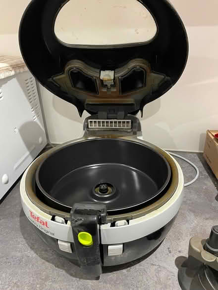Photo of free Tefal actifry-does not spin (Letchworth) #2