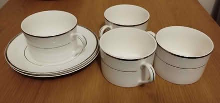 Photo of free Cups and saucers (Boxmoor HP1) #1
