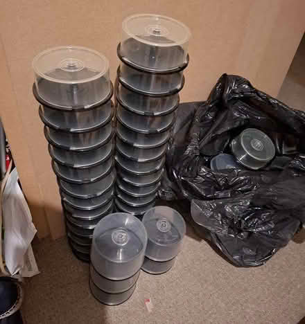 Photo of free Lots of CD/DVD/BD spindles, mostly 10 disc. New (Great Billing) #1