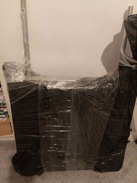 Photo of free John Lewis office desk. (Kelham Island S3) #4