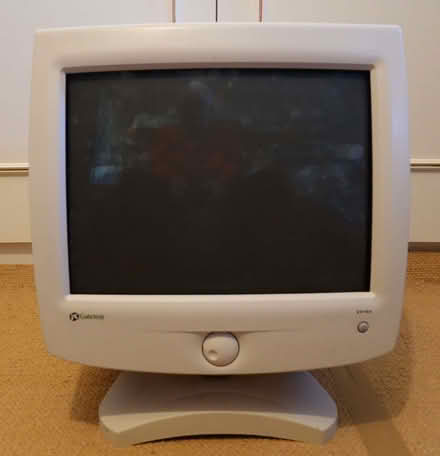 Photo of free Gateway EV700B Colour VGA computer monitor (Higher Woodhill BL8) #1