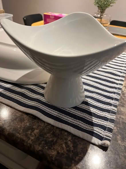 Photo of free Display Bowl/ Fruit Bowl (AL1) #2