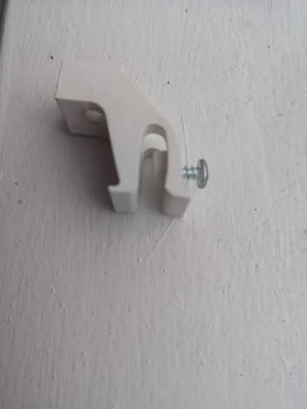 Photo of free Curtain rail clips (Moreton CH46) #3