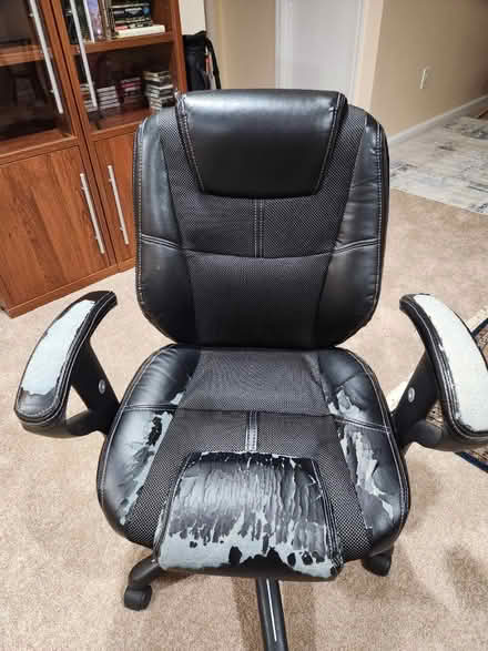 Photo of free Black Office Chair (Jessup, Maryland) #1