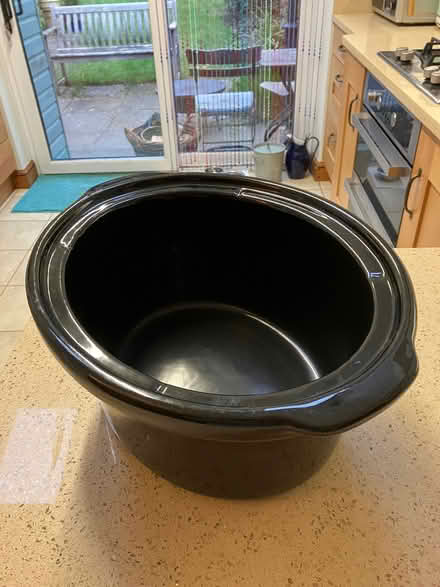 Photo of free Crock Pot (Meole Brace SY3) #1
