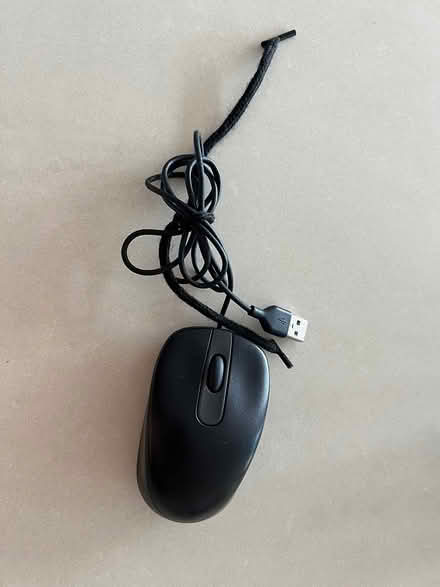 Photo of free HP Mouse (Serangoon MRT station) #3