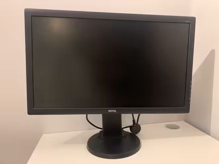 Photo of free Monitor screen (bicester centre) #1