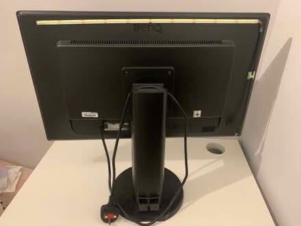 Photo of free Monitor screen (bicester centre) #2