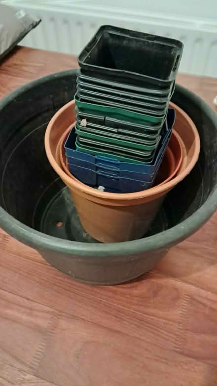 Photo of free Flower pots and electric extensions (Dublin) #1