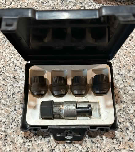 Photo of free Hyundai Locking Wheelnut Kit (Stanford le hope SS17) #2
