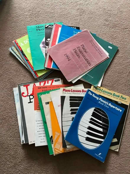 Photo of free Bag of piano books (TW2) #1