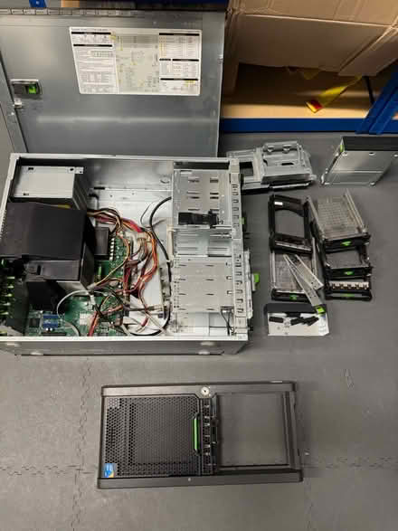 Photo of free Fujitsu Primergy Server 12gb ram (EC1A) #1