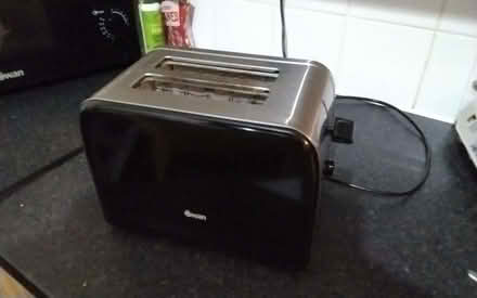 Photo of free Toaster (Marsh LA1) #1
