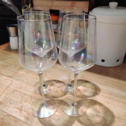 Photo of free 4 large wine glasses (Croydon CR0) #1