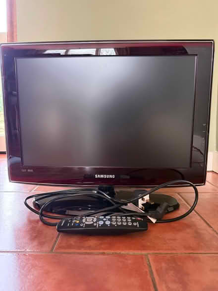Photo of free TV (Murton/Hilton CA16) #1