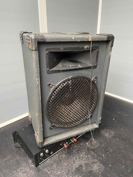 Photo of free 2 x larage speakers and amp (Chappel Allerton LS7) #1