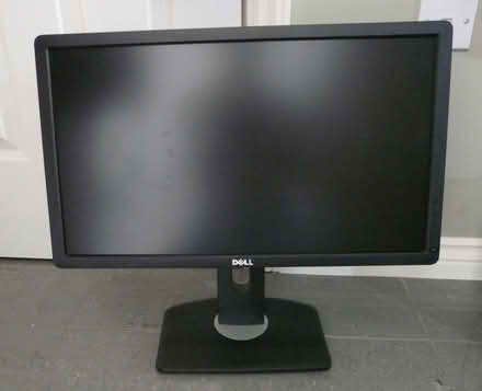 Photo of free 22" Dell P2212H monitors (Cambridge CB3) #1