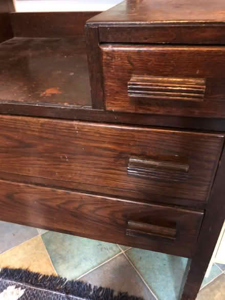 Photo of free Vintage/Antique dressing table (E1) #2