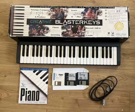Photo of free MIDI Keyboard (Fords Farm RG31) #1