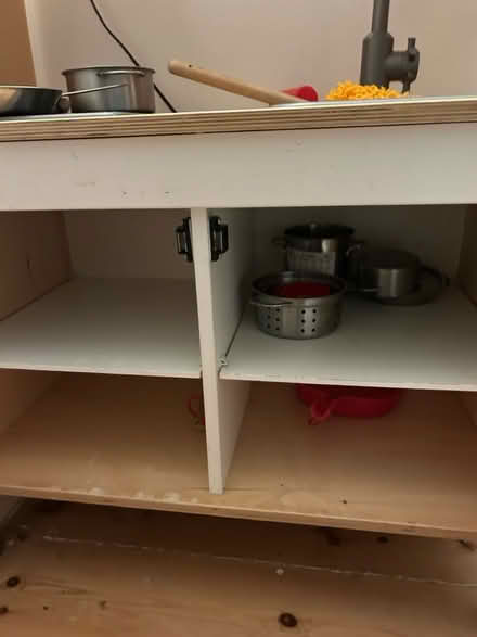 Photo of free Kid’s kitchen (Corsham SN13) #3