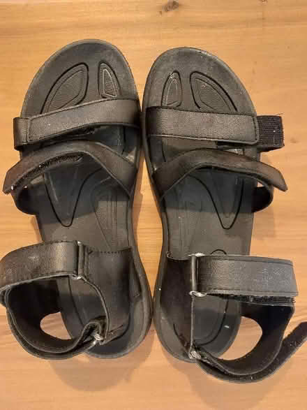Photo of free Sandals size 6? (St Helens TN35) #1
