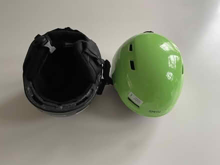 Photo of free 2 kids ski helmets (N6) #1