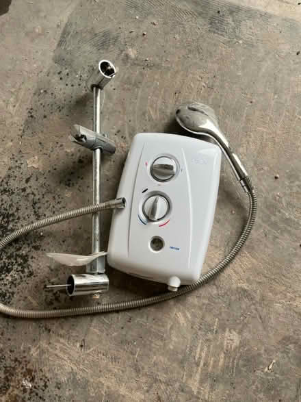 Photo of free Electric shower (NG23 long Bennington) #1
