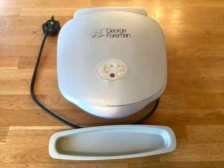 Photo of free George Foreman grill (Poynton SK12) #1