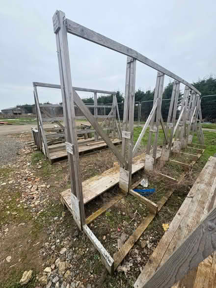 Photo of free (VL) Timber frame and platform for growing veg (Vale of White Horse OX13) #2