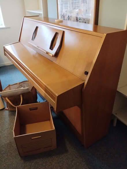 Photo of free Piano - good quality, working (Woodseats S8) #2