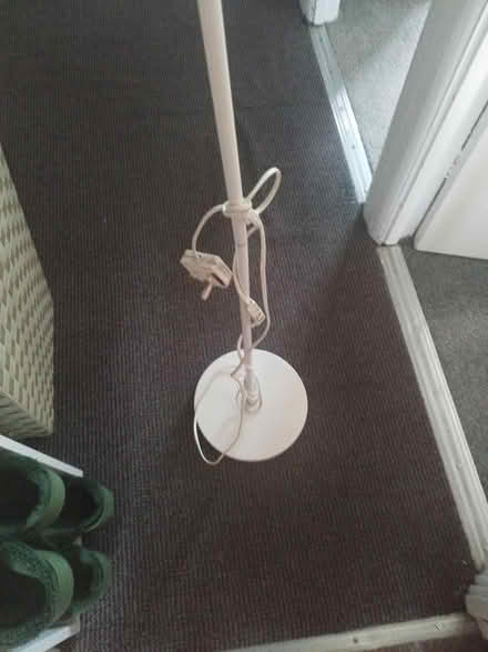 Photo of free Tall standing lamp (Dunstable) #3