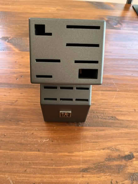 Photo of free Henckels Knife Block (Aylmer Lakeview Terrace) #2