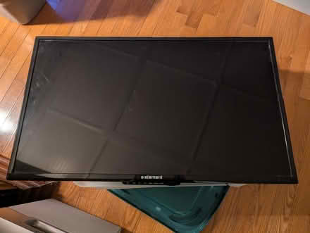 Photo of free 31" Flat Screen TV - working (Martinez) #1