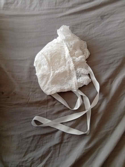 Photo of free Baby girl's dress and hat set (Hither Green) #2