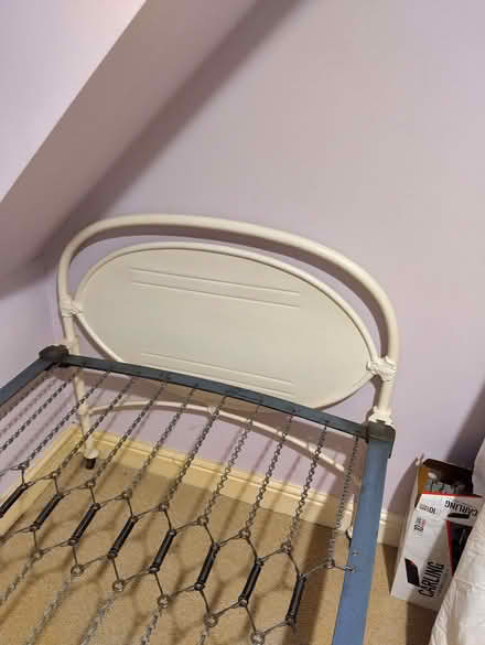 Photo of free Bed with slight damage (Eastbourne DL1) #2