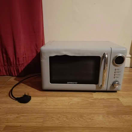 Photo of free microwave D11 (Northside of Dublin- Flexible) #3