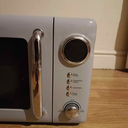Photo of free microwave D11 (Northside of Dublin- Flexible) #4