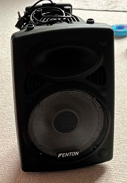 Photo of free Speaker (Hemel Hempstead) #1