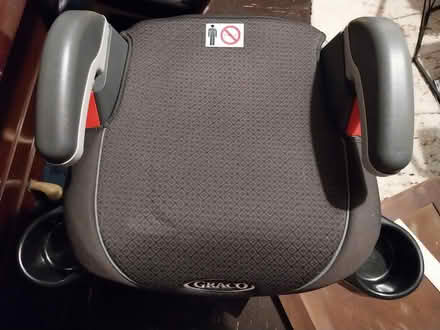 Photo of free Graco Booster Seat with cup holders (Leytonstone, E11) #2