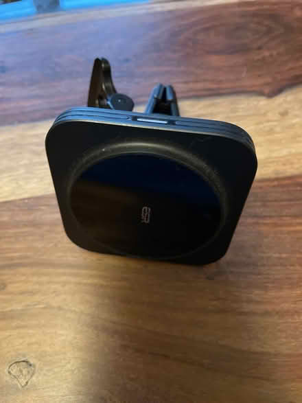 Photo of free Qi car phone charger and holder (Sheriffs hill. NE9) #1