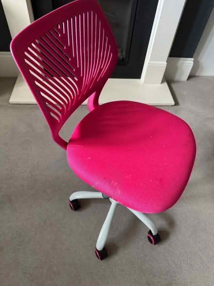 Photo of free Kids office chair (Wimbledon park) #2