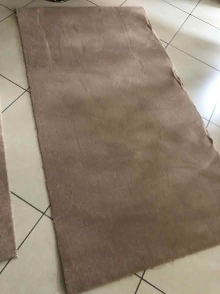 Photo of free 2x new carpet off cuts RH2 (Colesmead RH2) #4