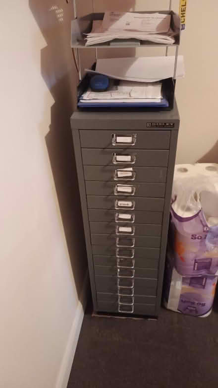 Photo of free Metal filing cabinet (Tq2 7ph) #1